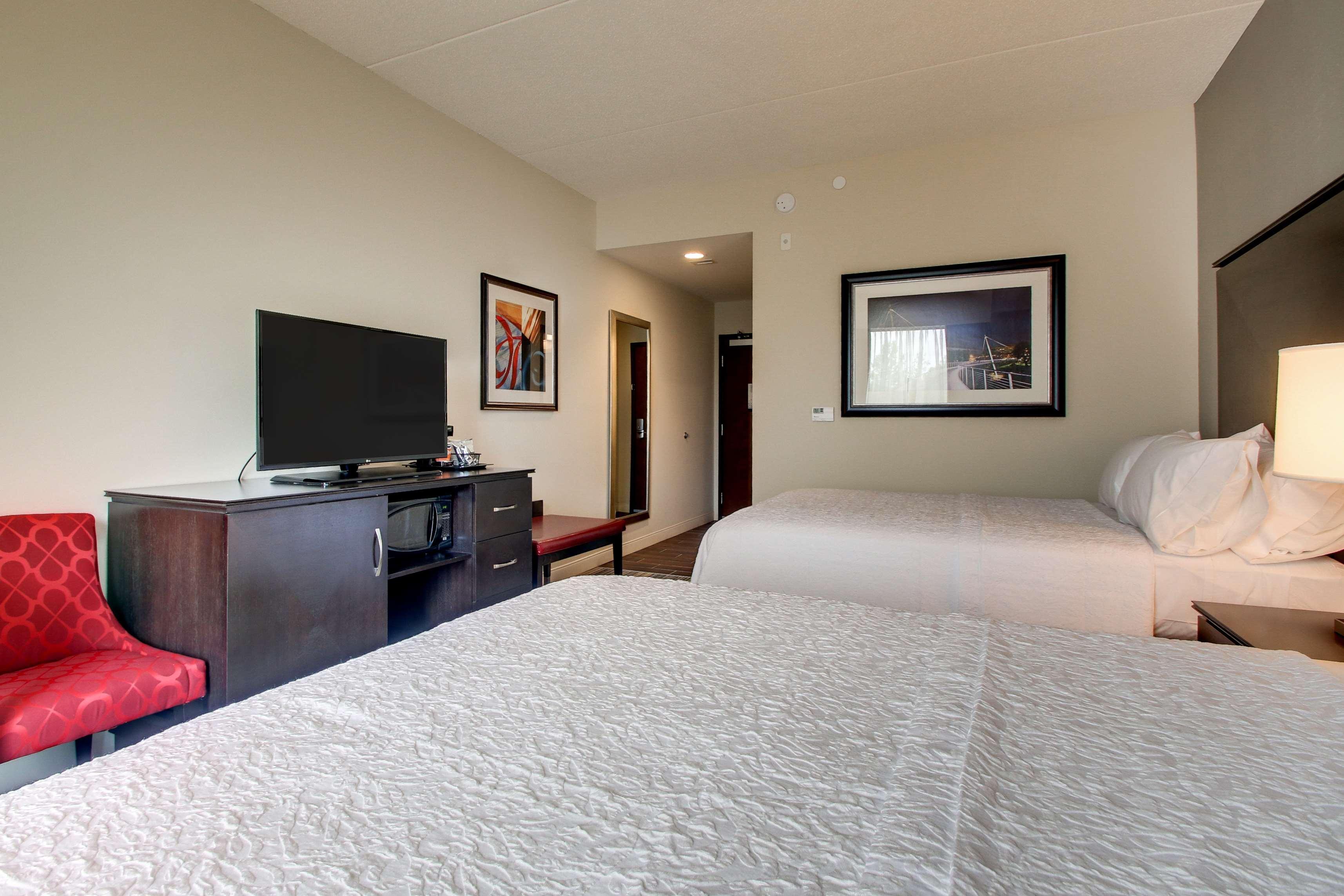 Hampton Inn & Suites Greenville Airport Ngoại thất bức ảnh