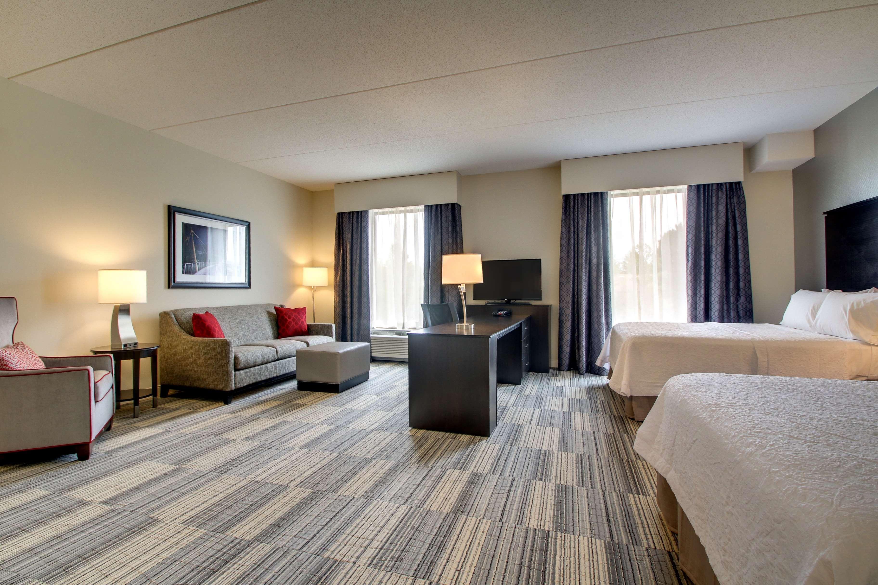 Hampton Inn & Suites Greenville Airport Ngoại thất bức ảnh