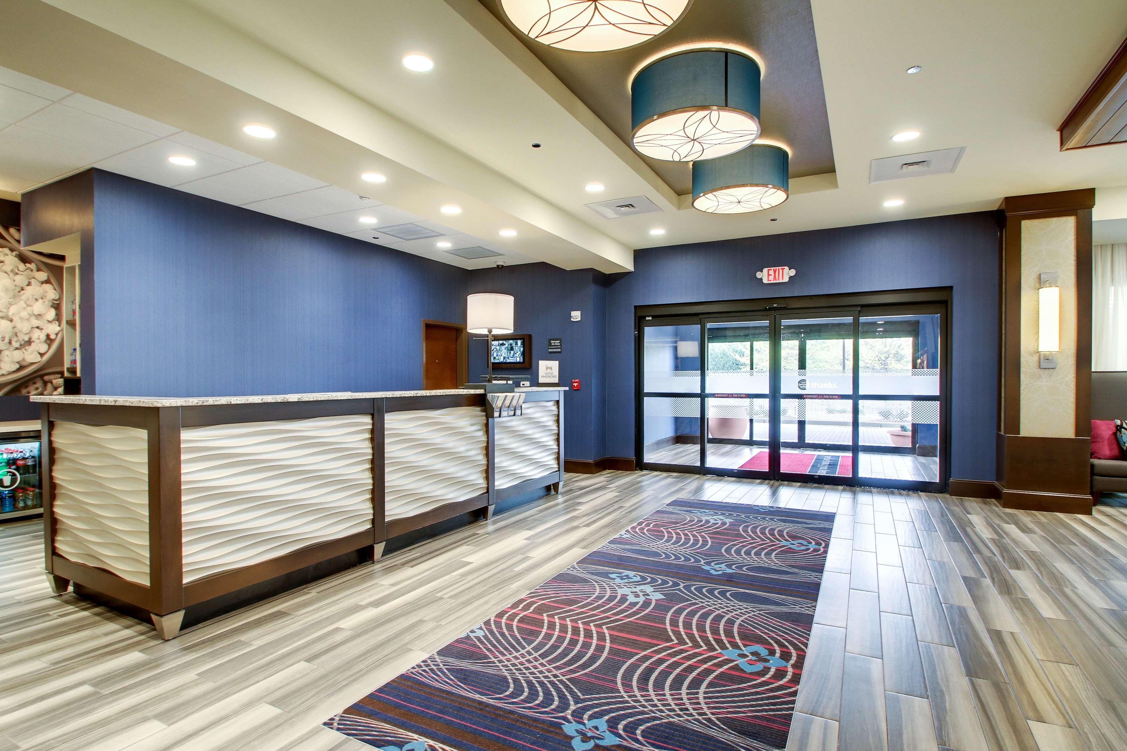 Hampton Inn & Suites Greenville Airport Ngoại thất bức ảnh