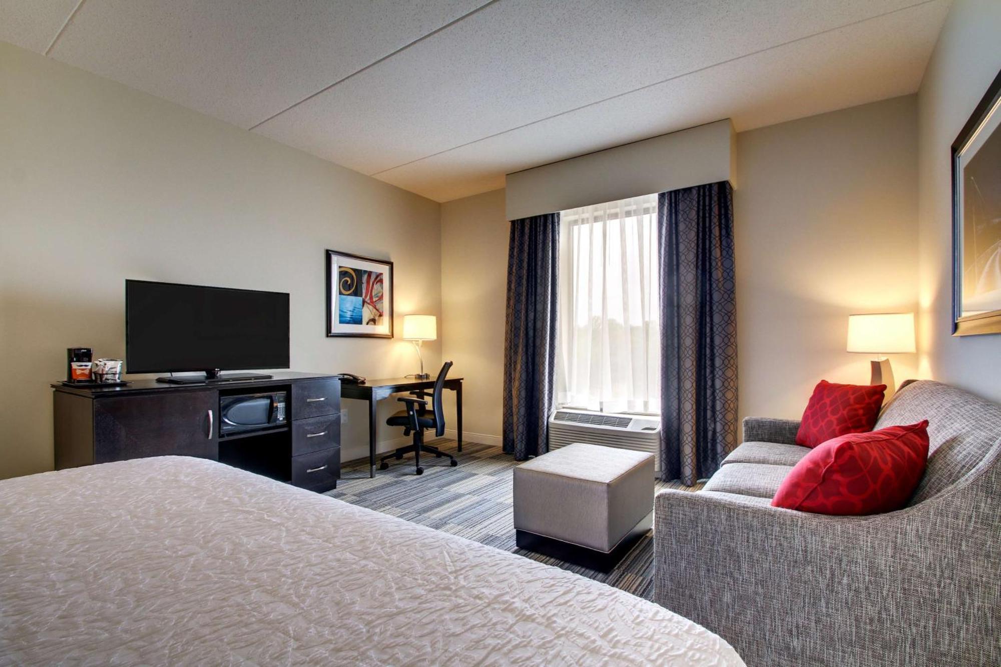 Hampton Inn & Suites Greenville Airport Ngoại thất bức ảnh