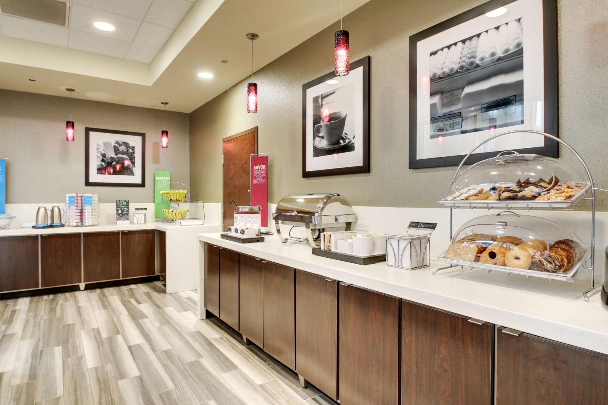 Hampton Inn & Suites Greenville Airport Ngoại thất bức ảnh